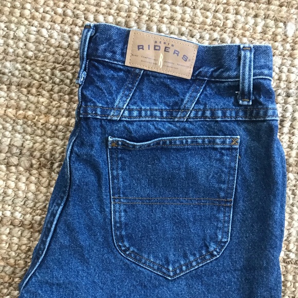 VINTAGE JEAN SHORTS - Picture 2 of 3